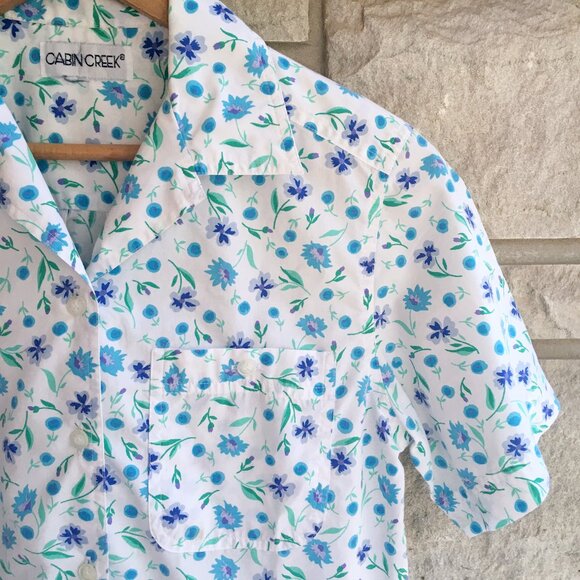 90s 'Cabin Creek' Country Green and Blue Floral Button Down - Picture 1 of 6